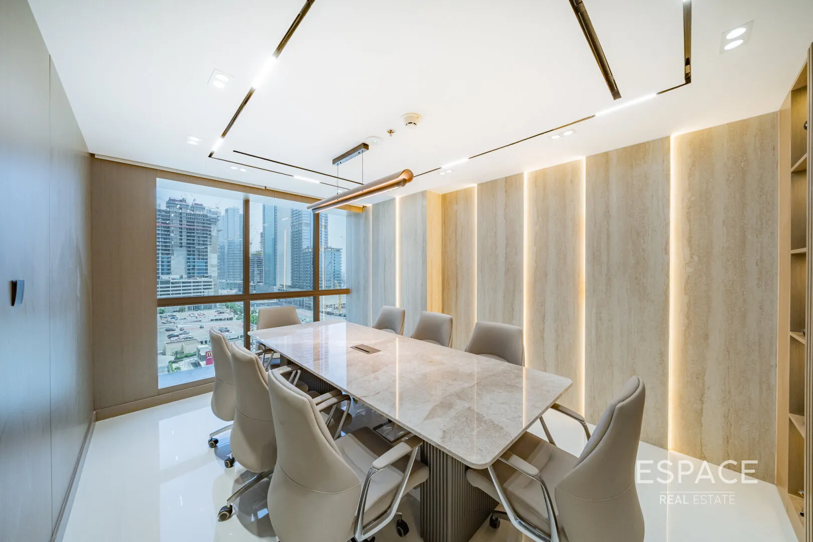 PropertiesGalleryCamera