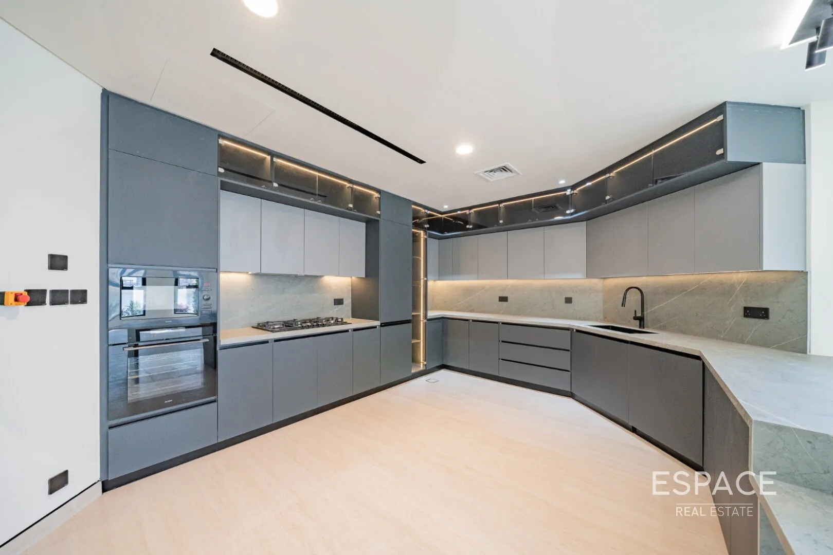 single static gallery