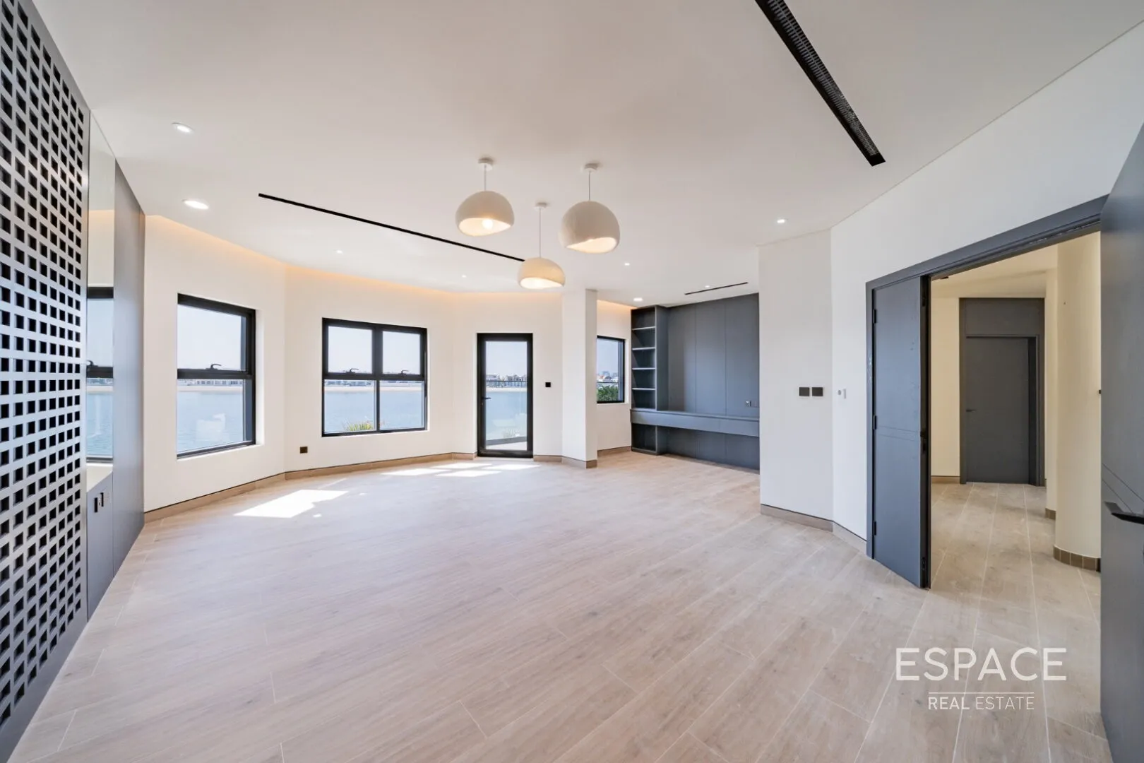 single static gallery