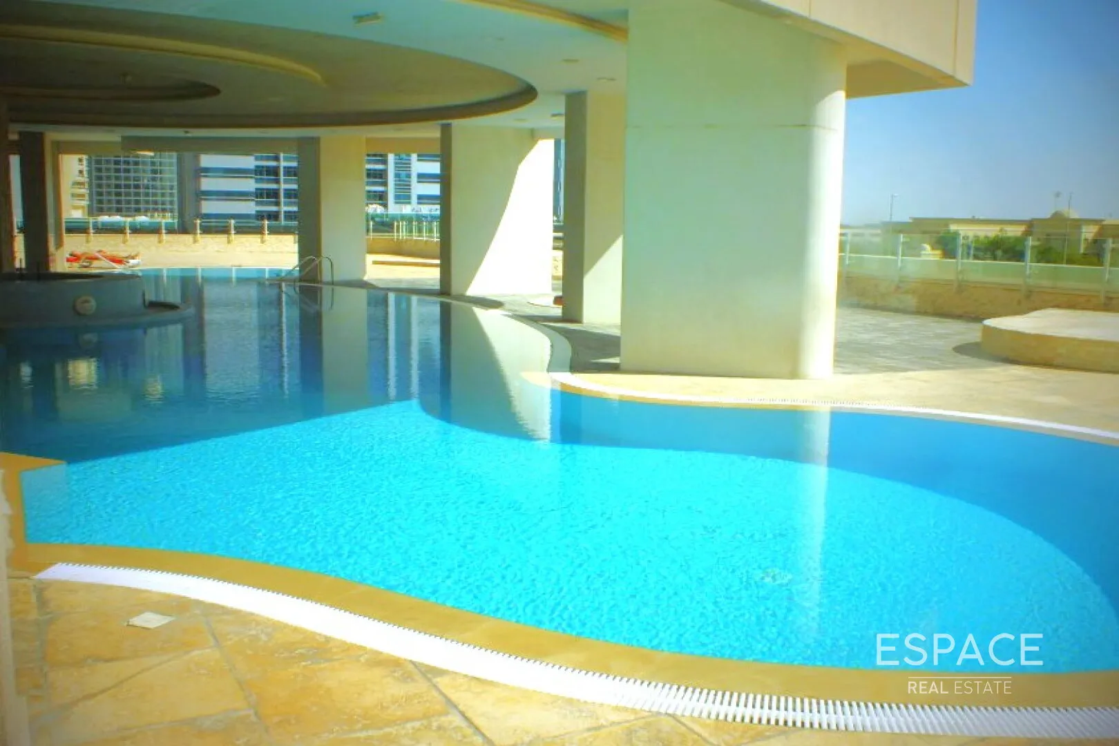 PropertiesGalleryCamera