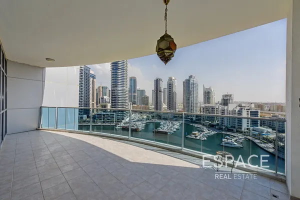 The Jewels Tower 1, Dubai Marina, Dubai - Espace