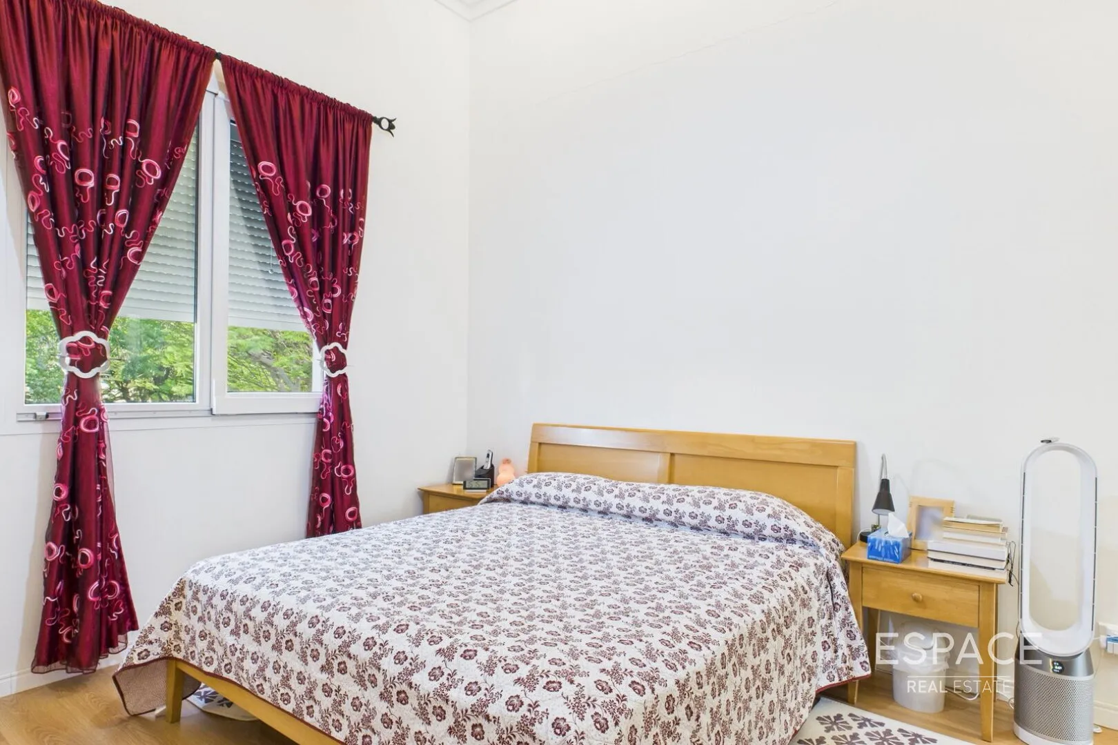 PropertiesGalleryCamera