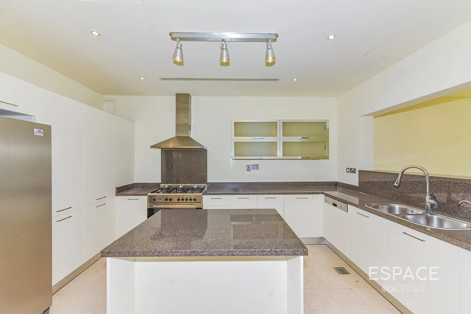 PropertiesGalleryCamera