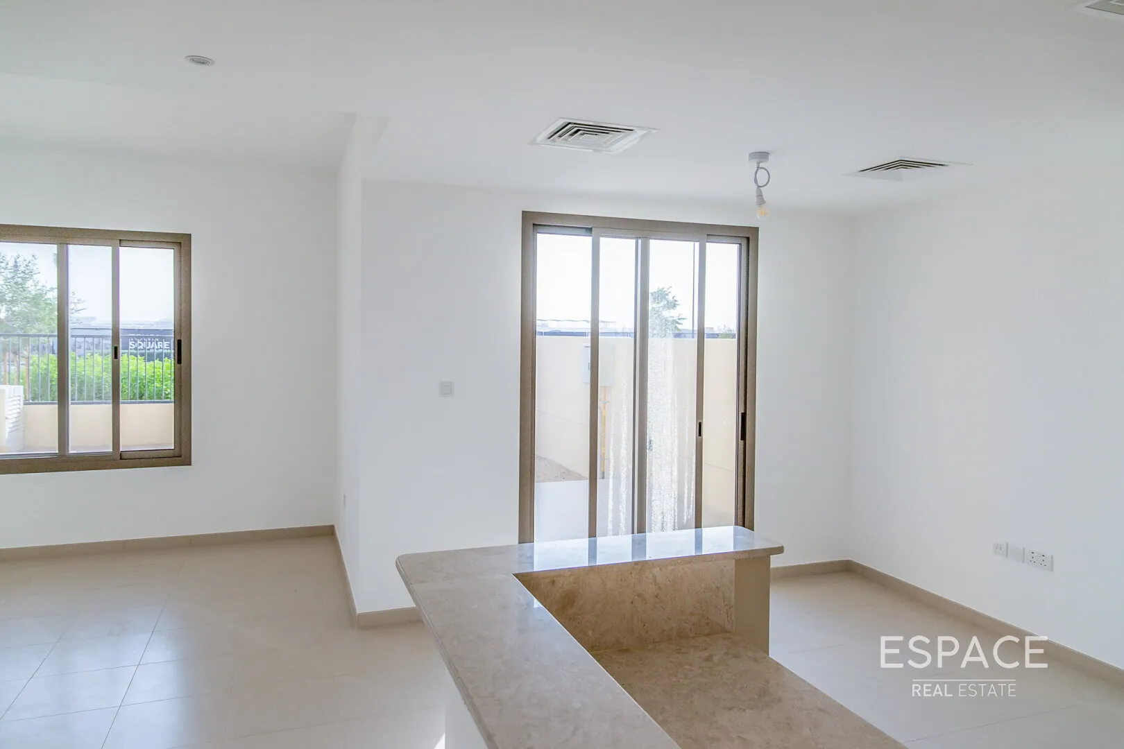 single static gallery