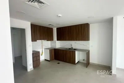 Shams Townhouses, NSHAMA Town Square, Dubai - Espace