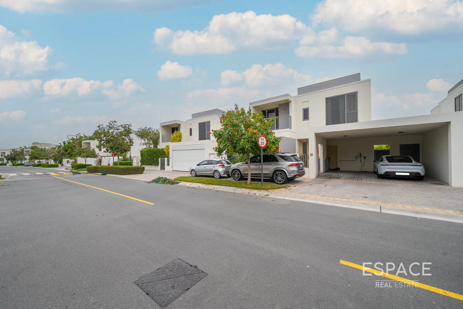 PropertiesGalleryCamera