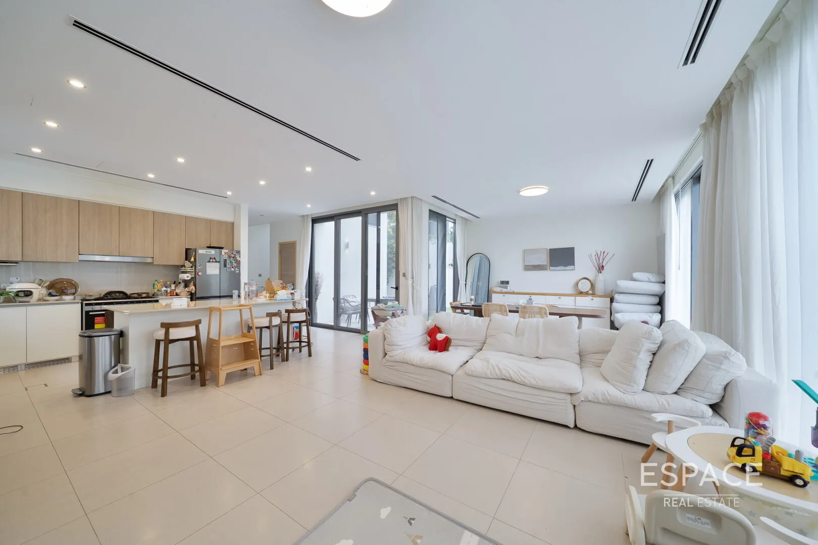 single static gallery