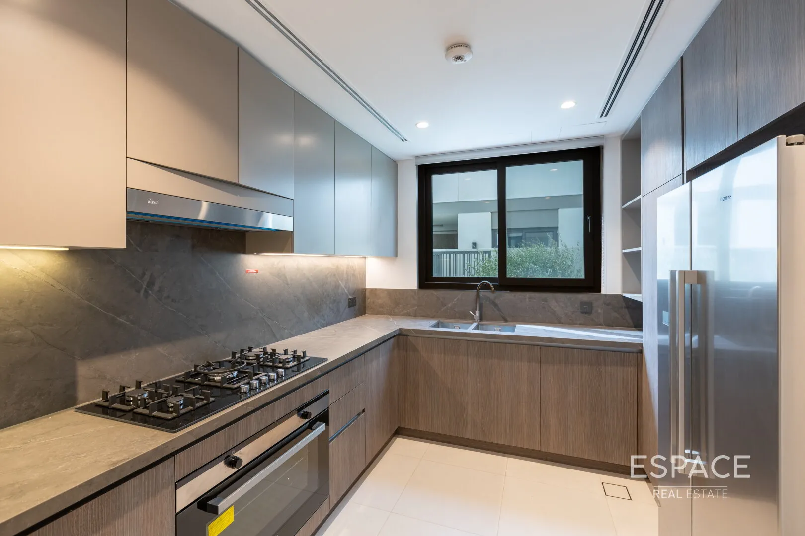 single static gallery