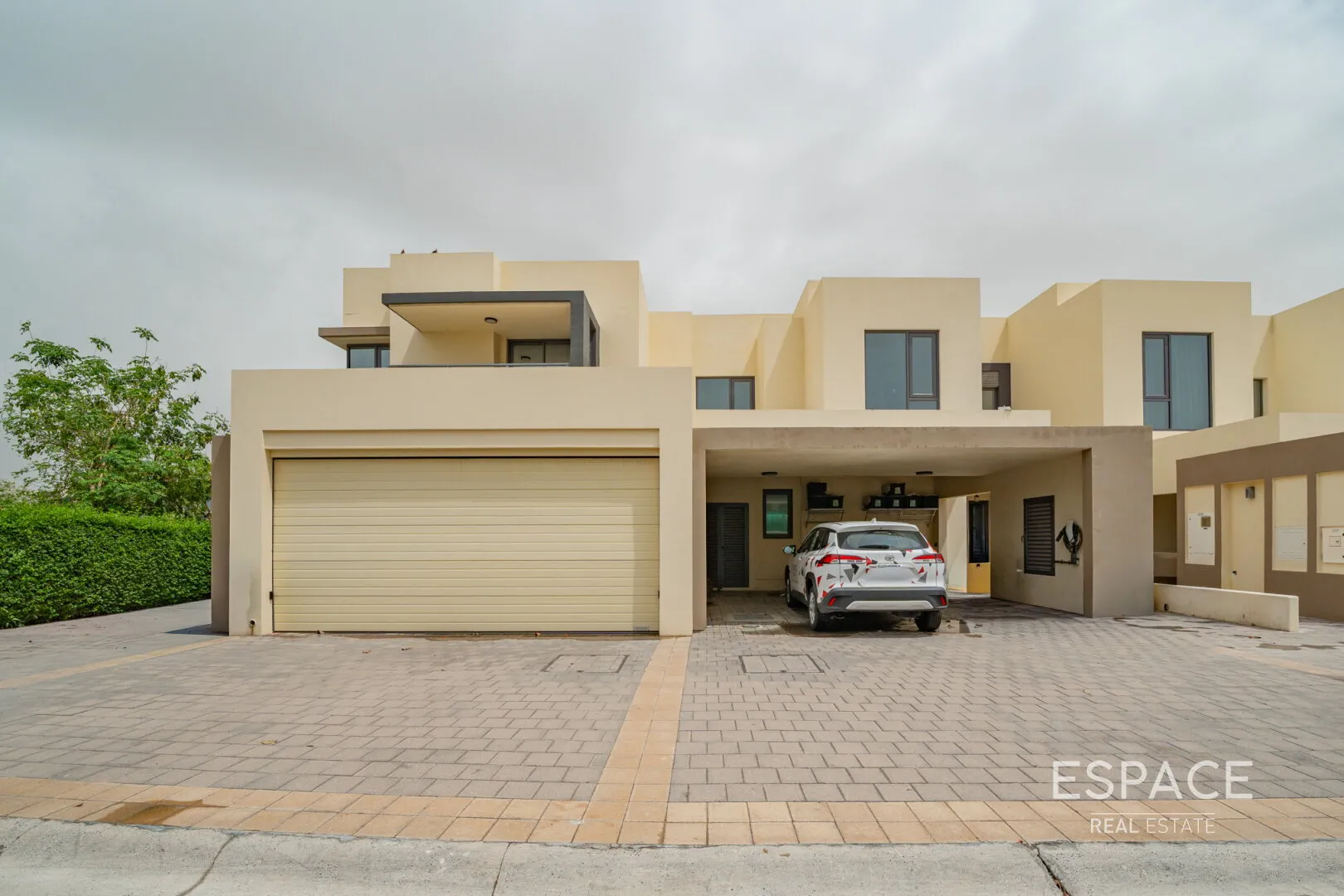 PropertiesGalleryCamera