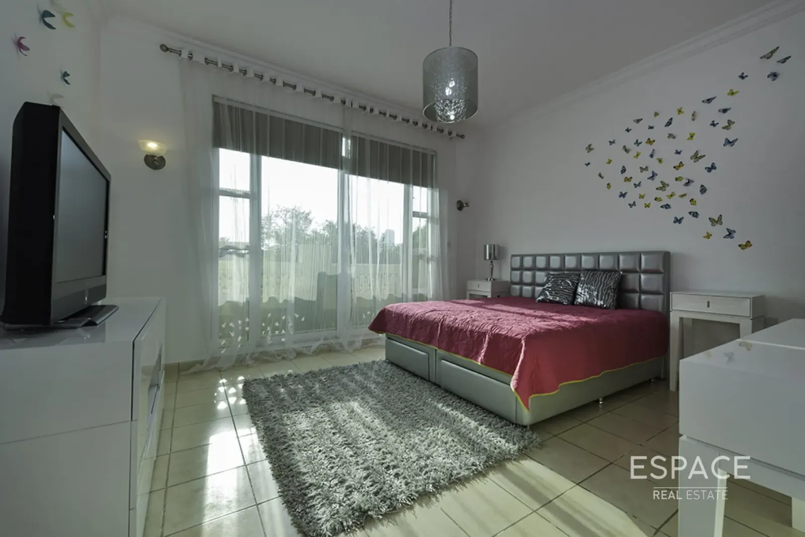 PropertiesGalleryCamera