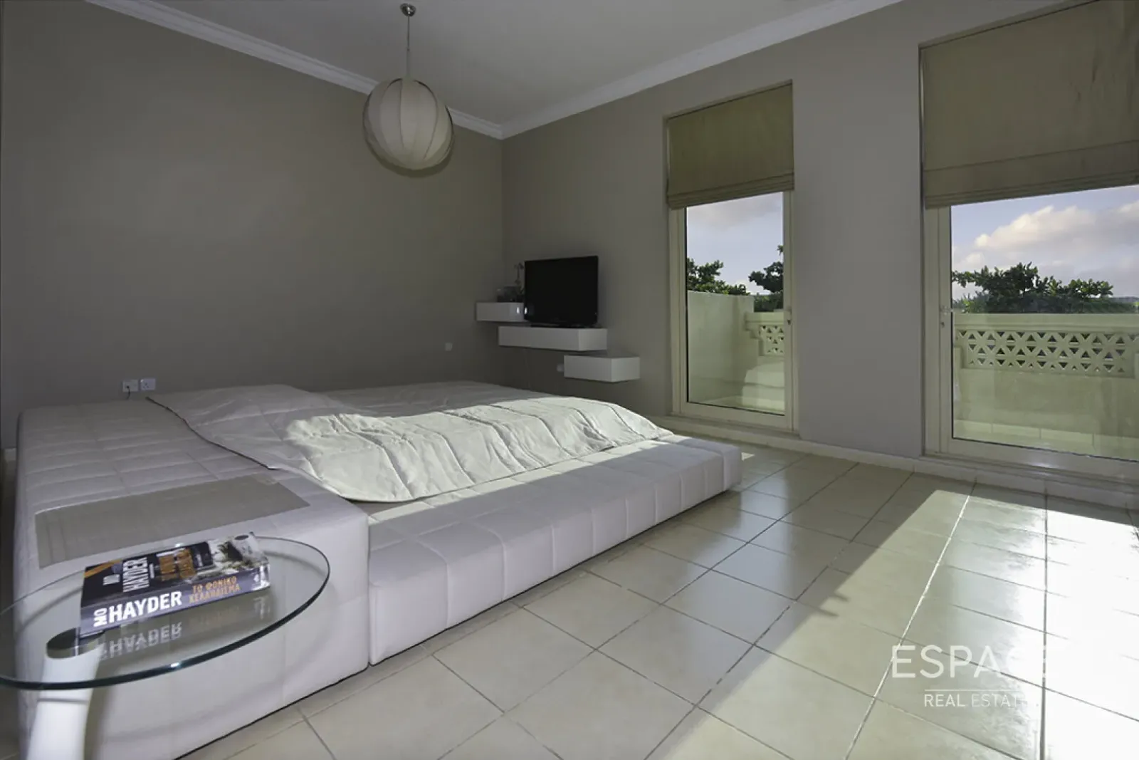 PropertiesGalleryCamera