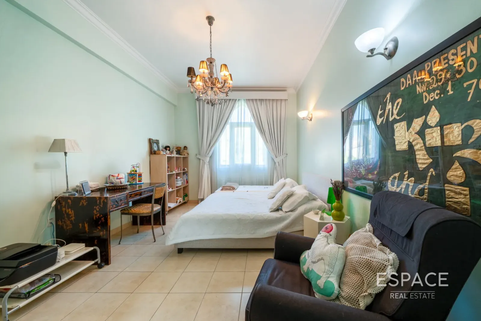 PropertiesGalleryCamera
