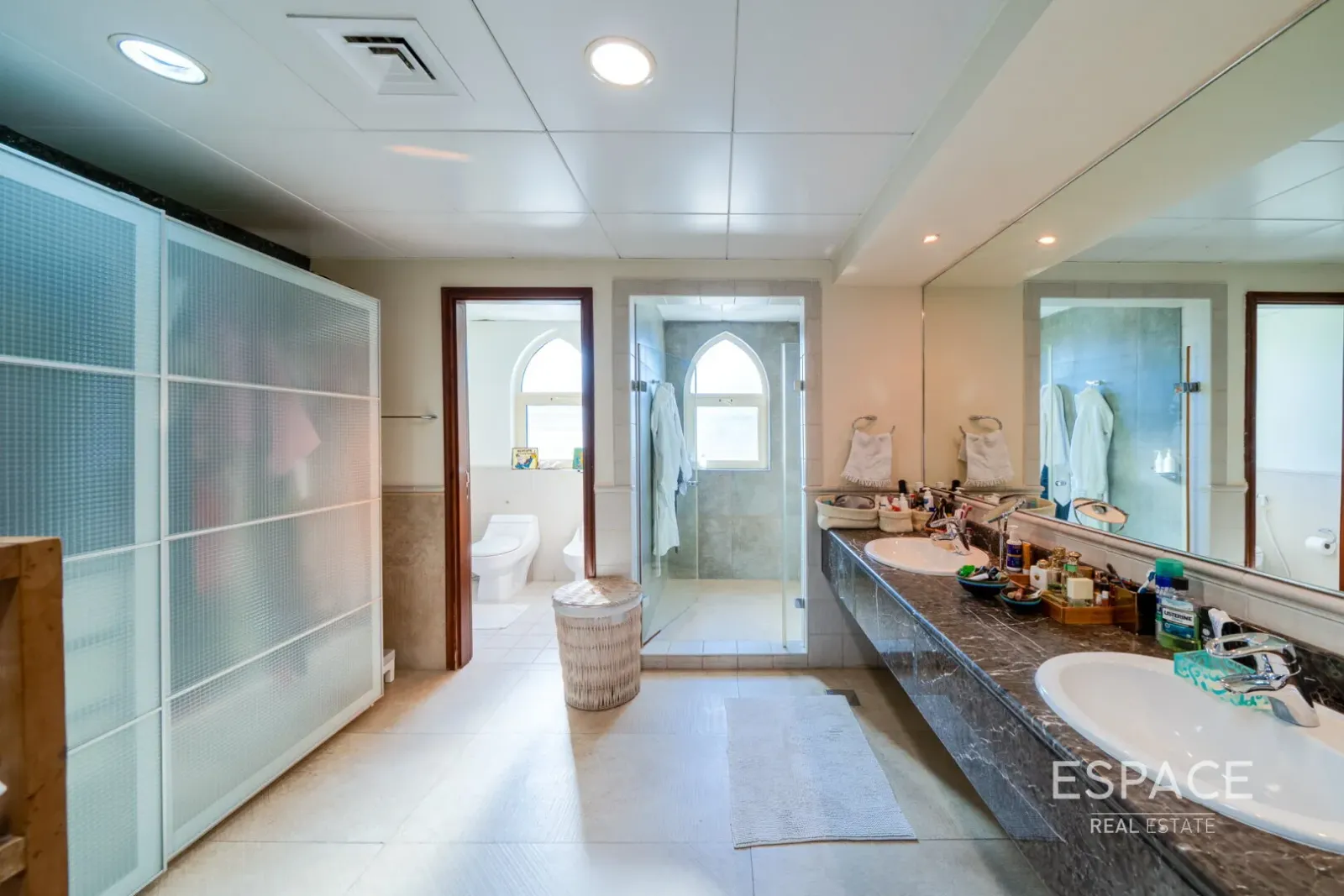 PropertiesGalleryCamera