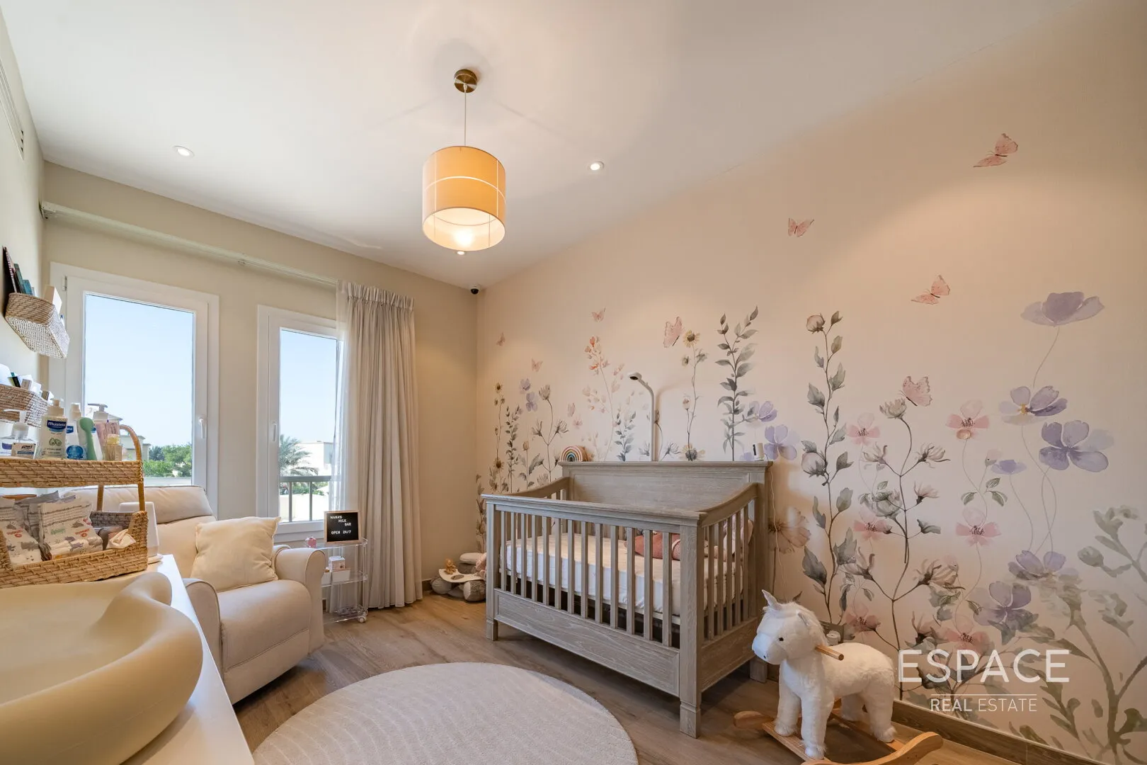 PropertiesGalleryCamera
