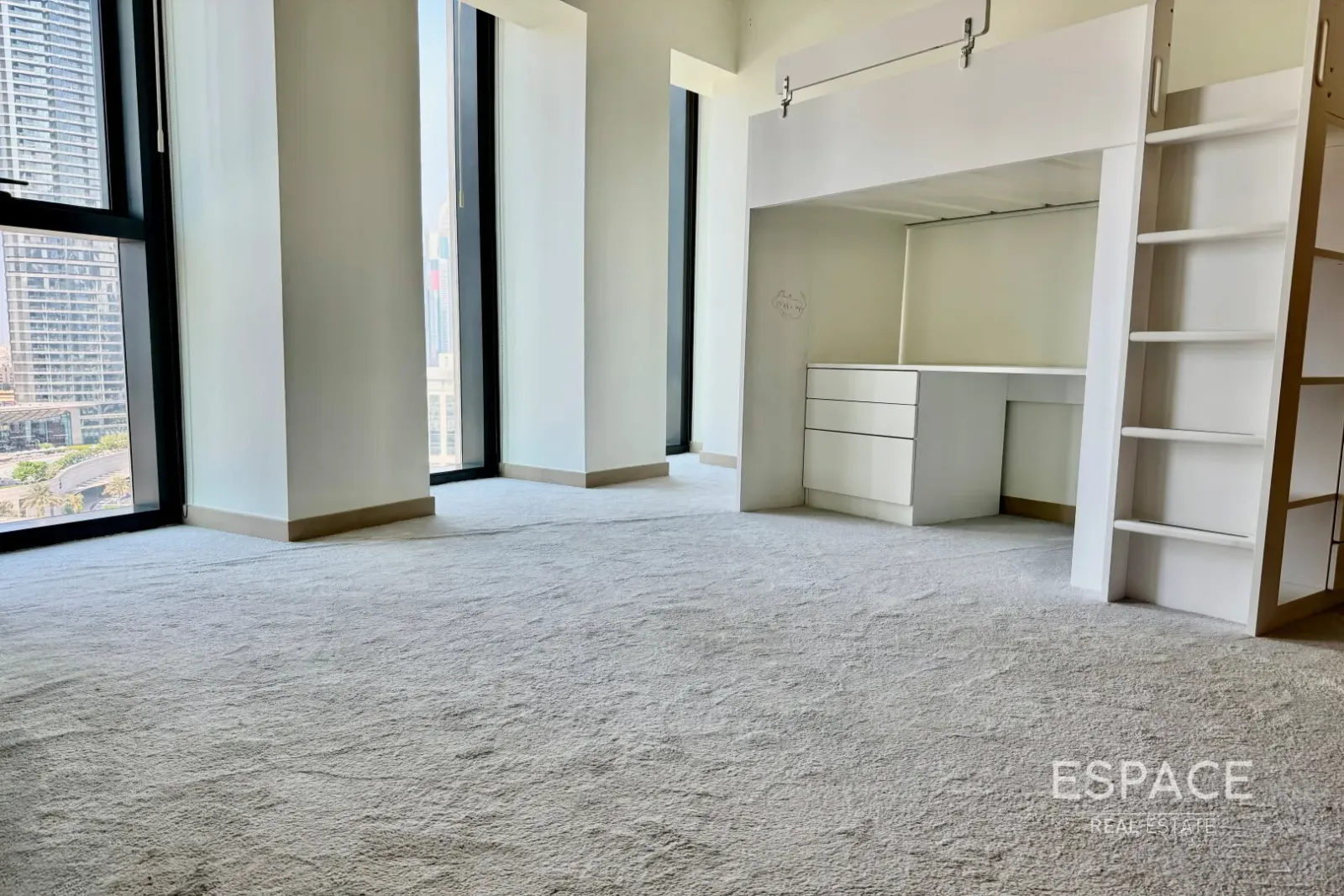 PropertiesGalleryCamera