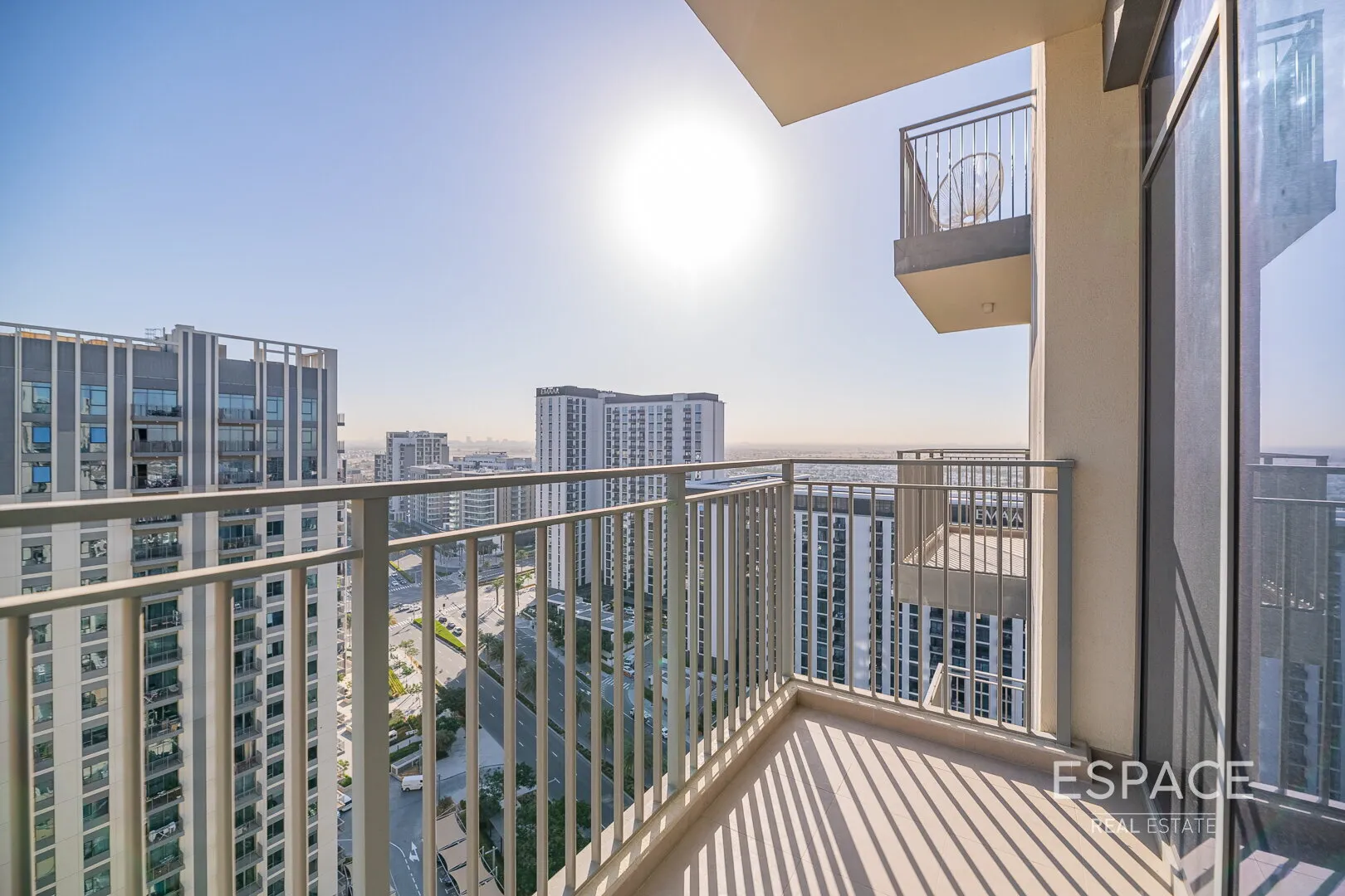 single static gallery