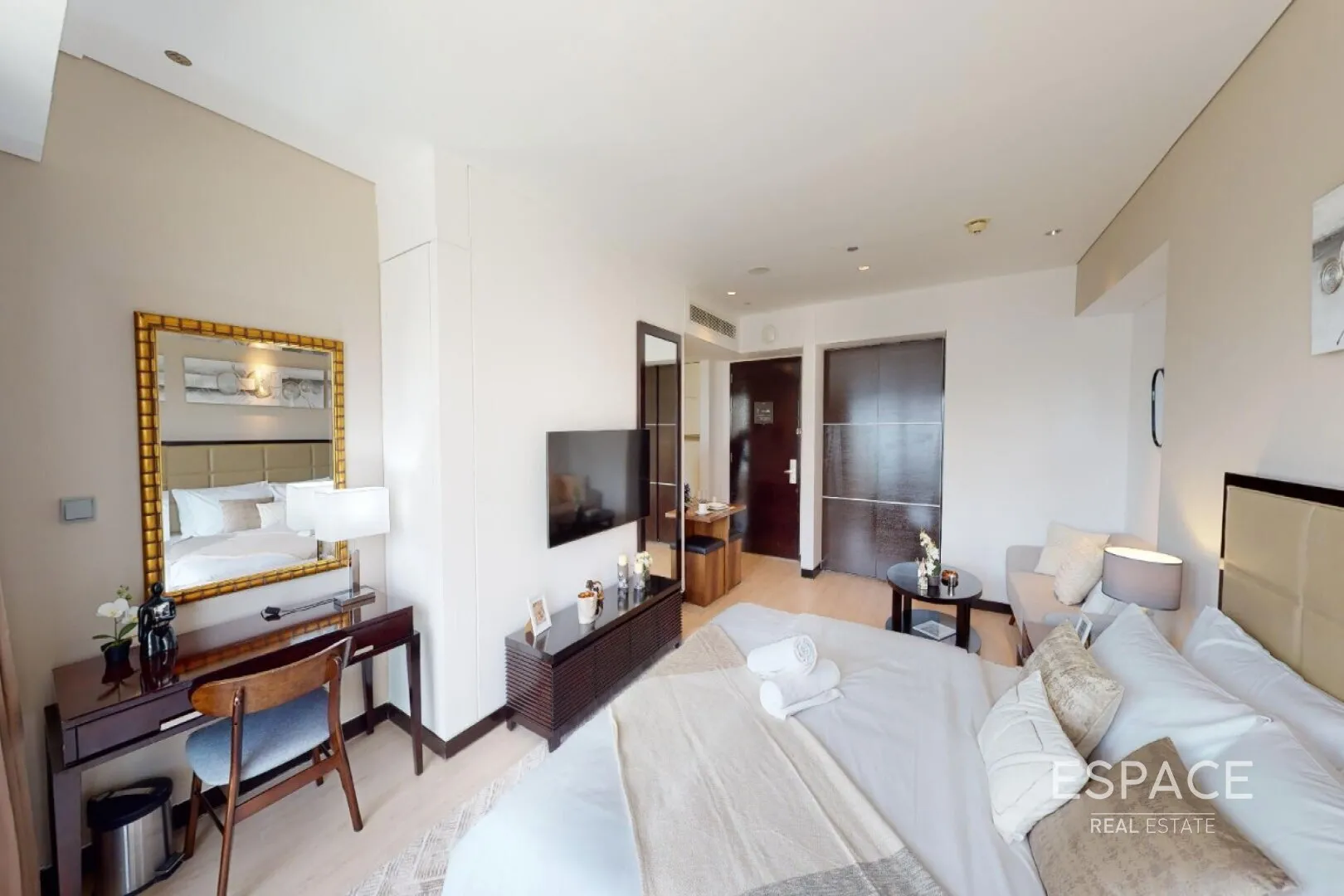 single static gallery