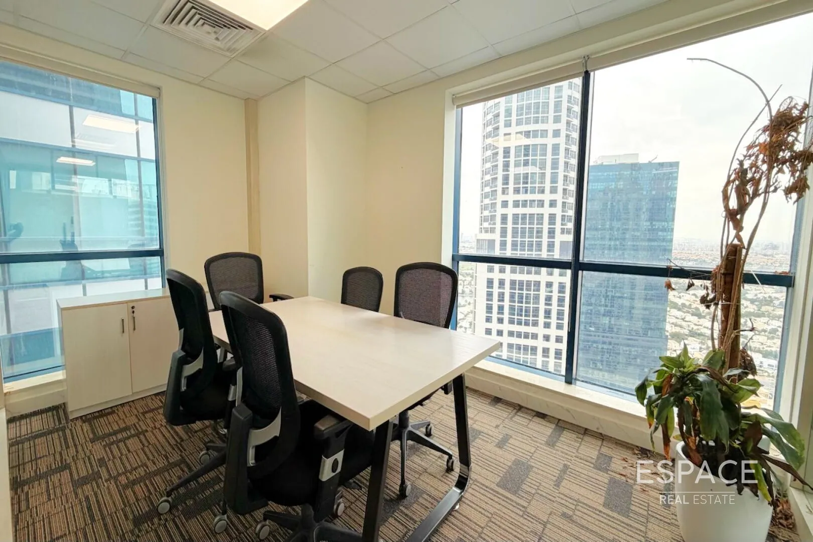 single static gallery