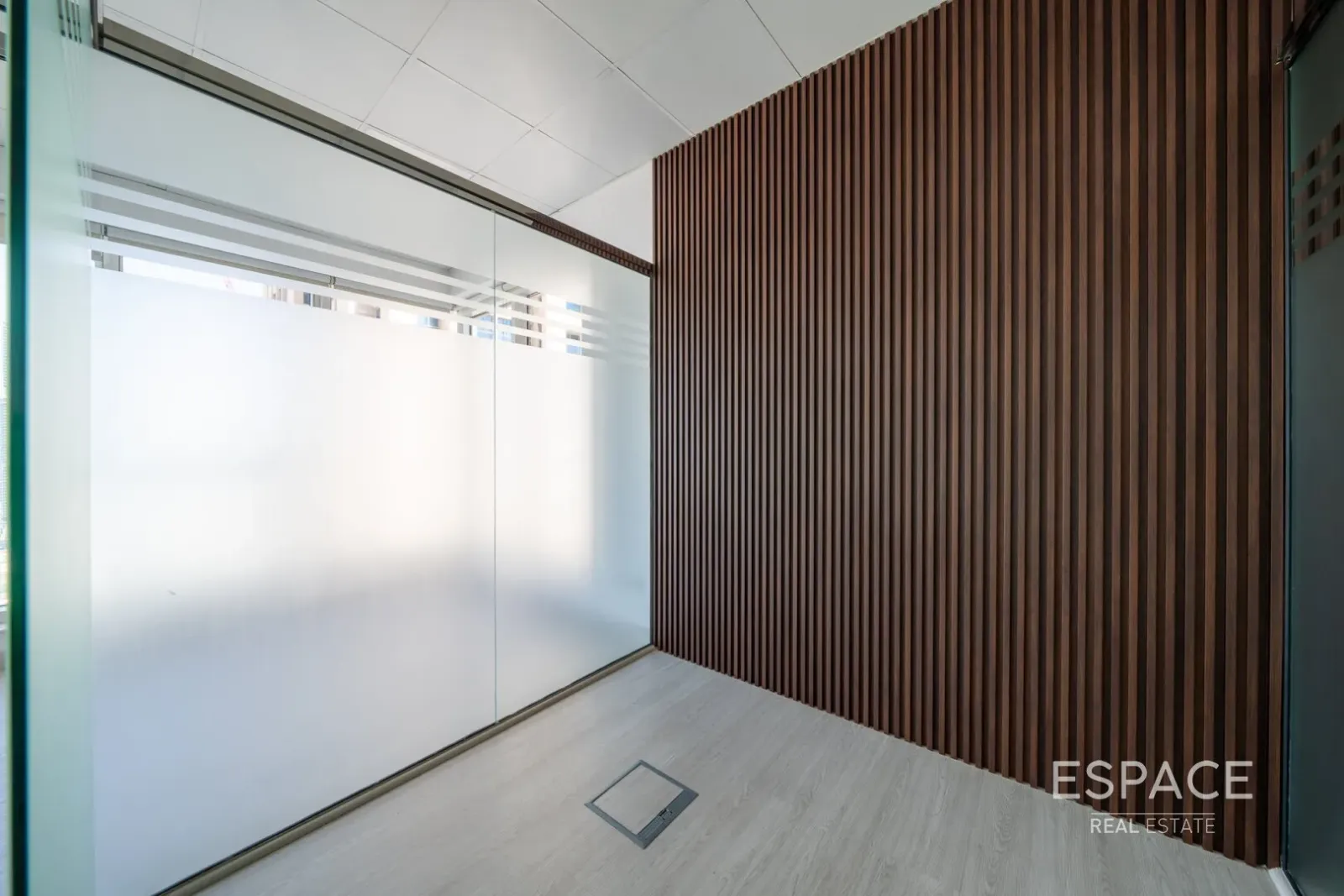 PropertiesGalleryCamera