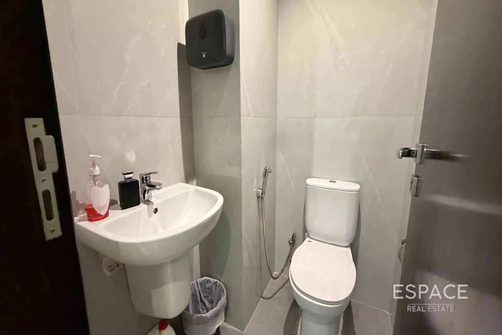 PropertiesGalleryCamera