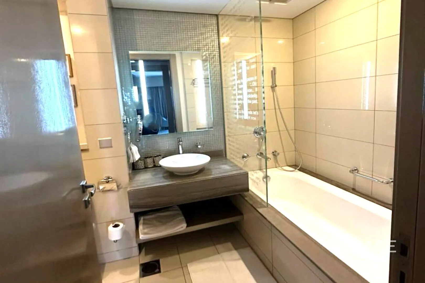 PropertiesGalleryCamera