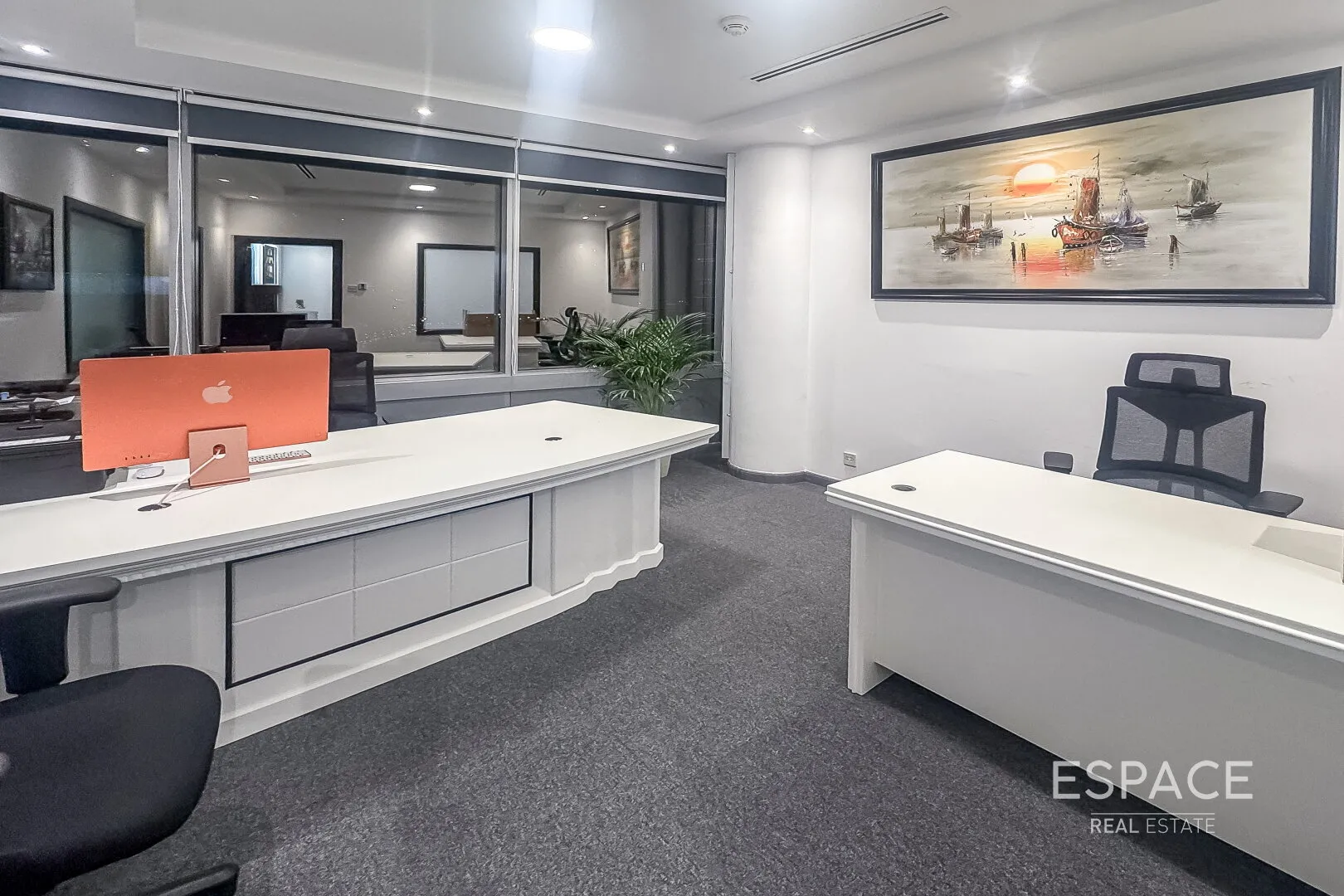 single static gallery