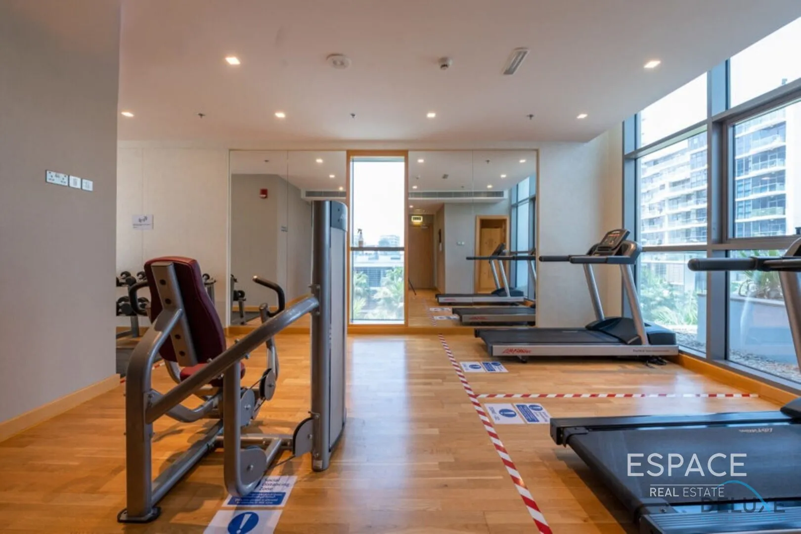 PropertiesGalleryCamera