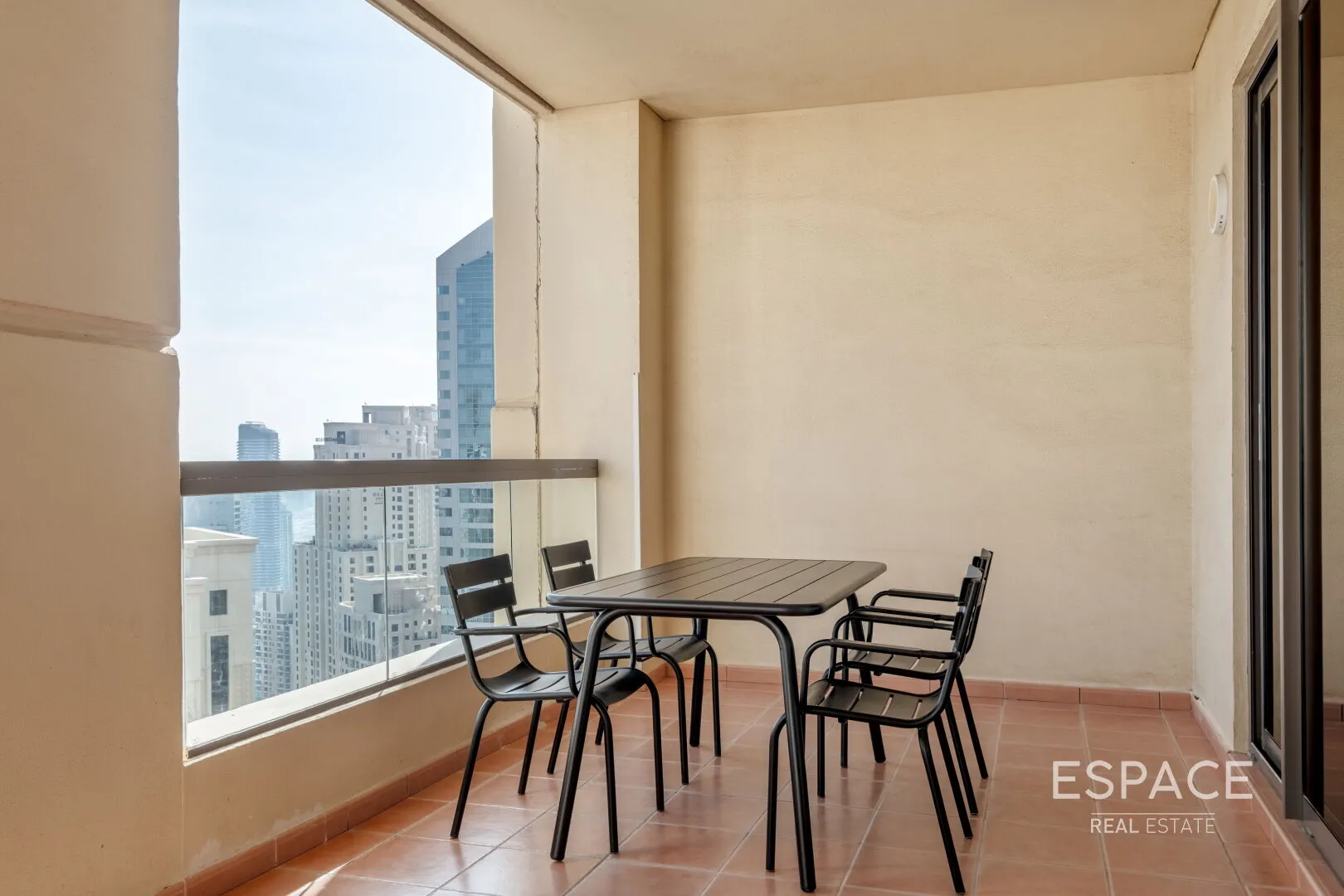 single static gallery