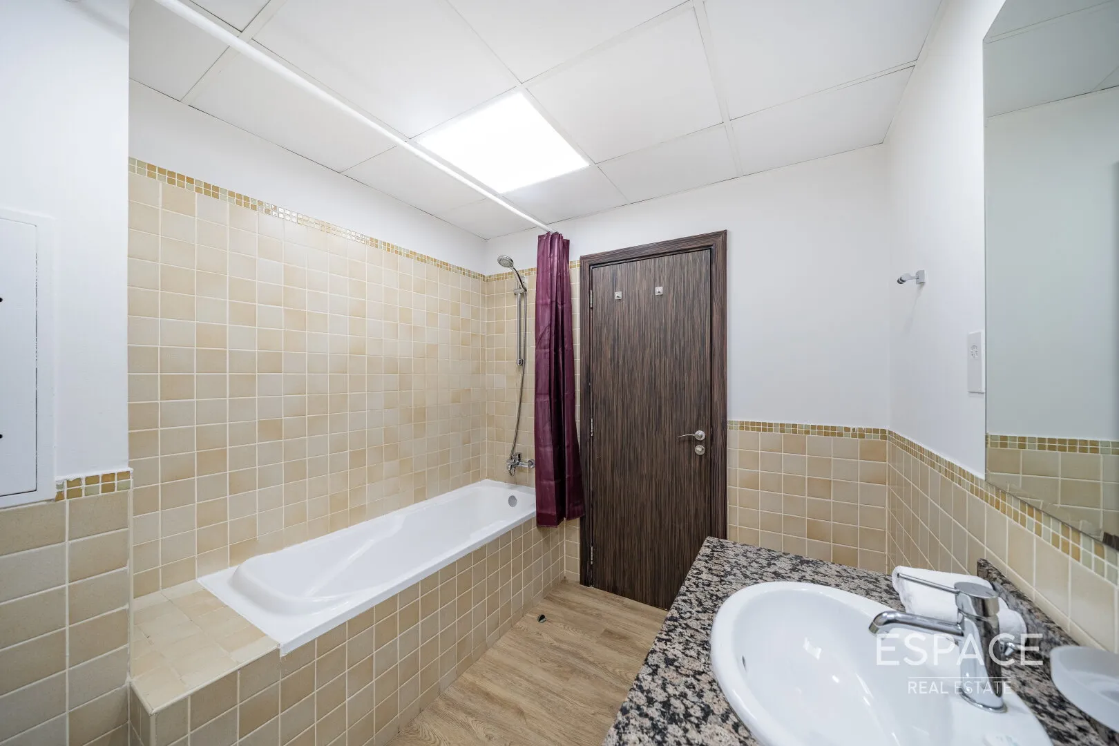 PropertiesGalleryCamera