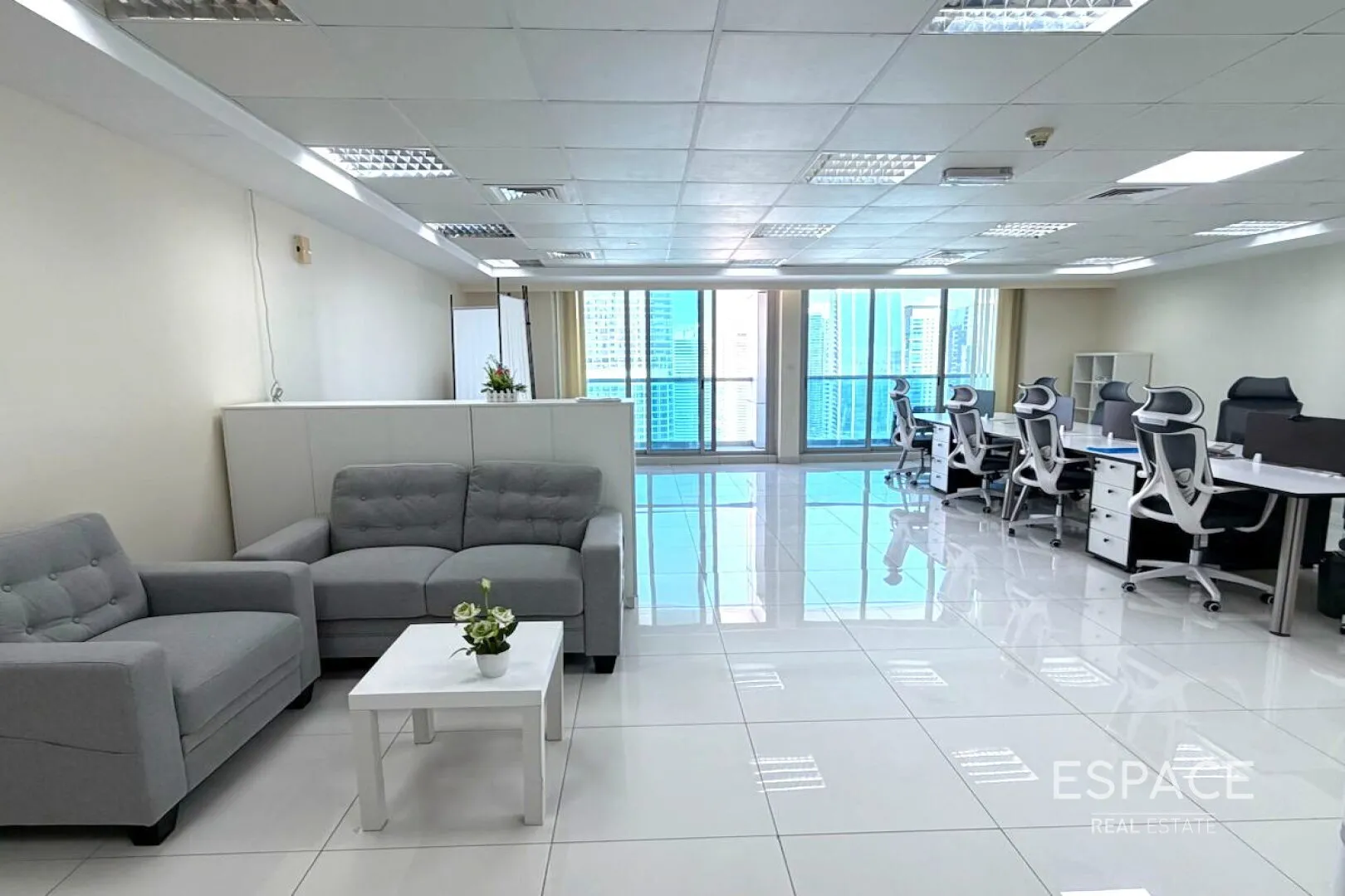 single static gallery