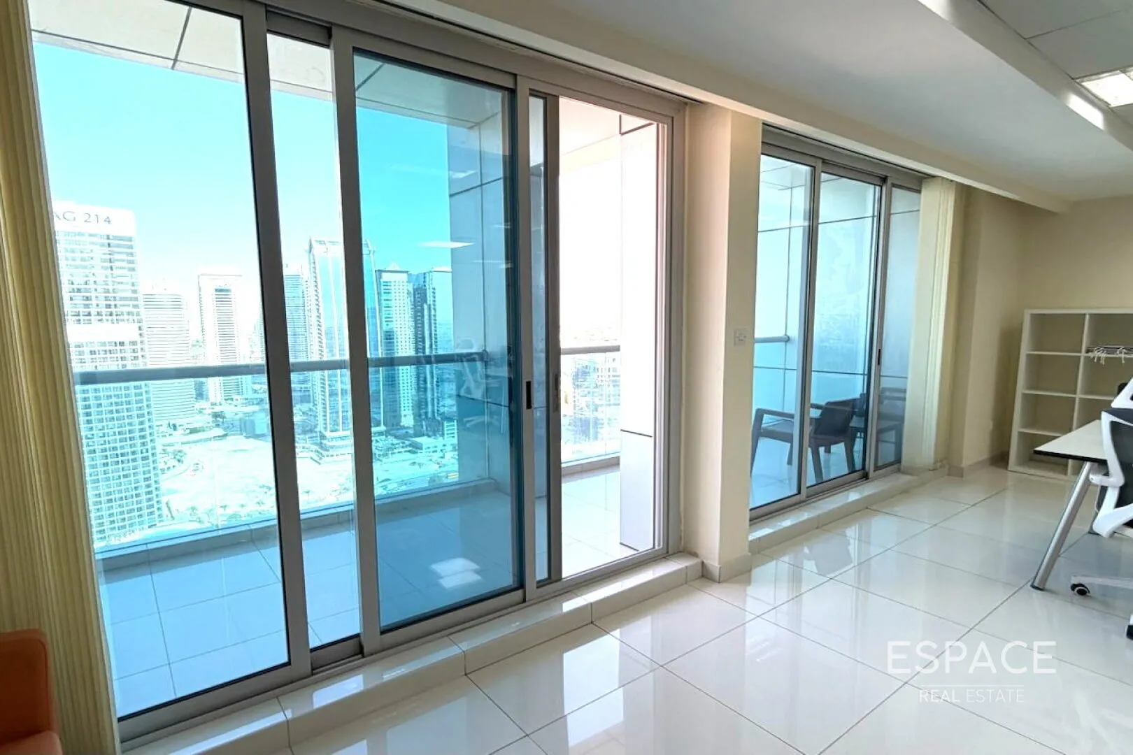 single static gallery