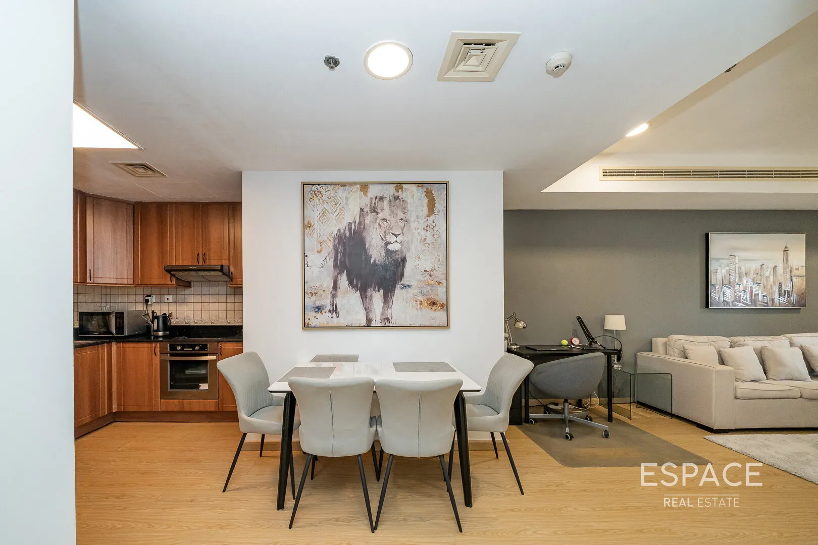 single static gallery