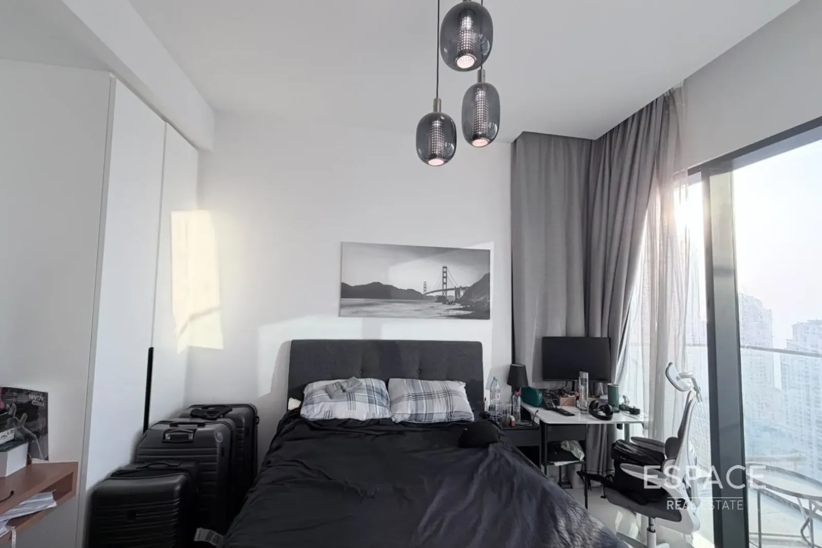 PropertiesGalleryCamera