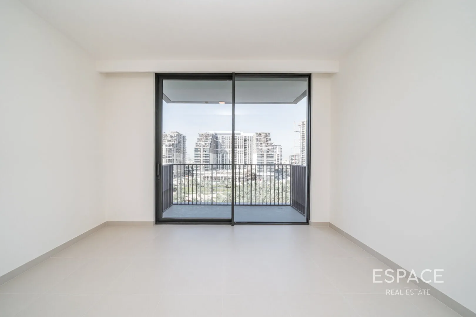 single static gallery