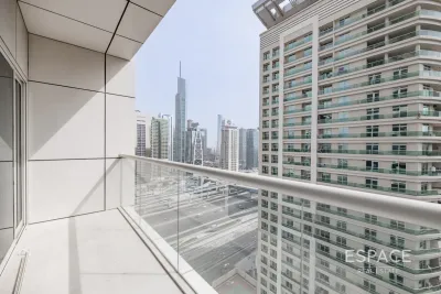West Avenue Tower, Dubai Marina, Dubai - Espace
