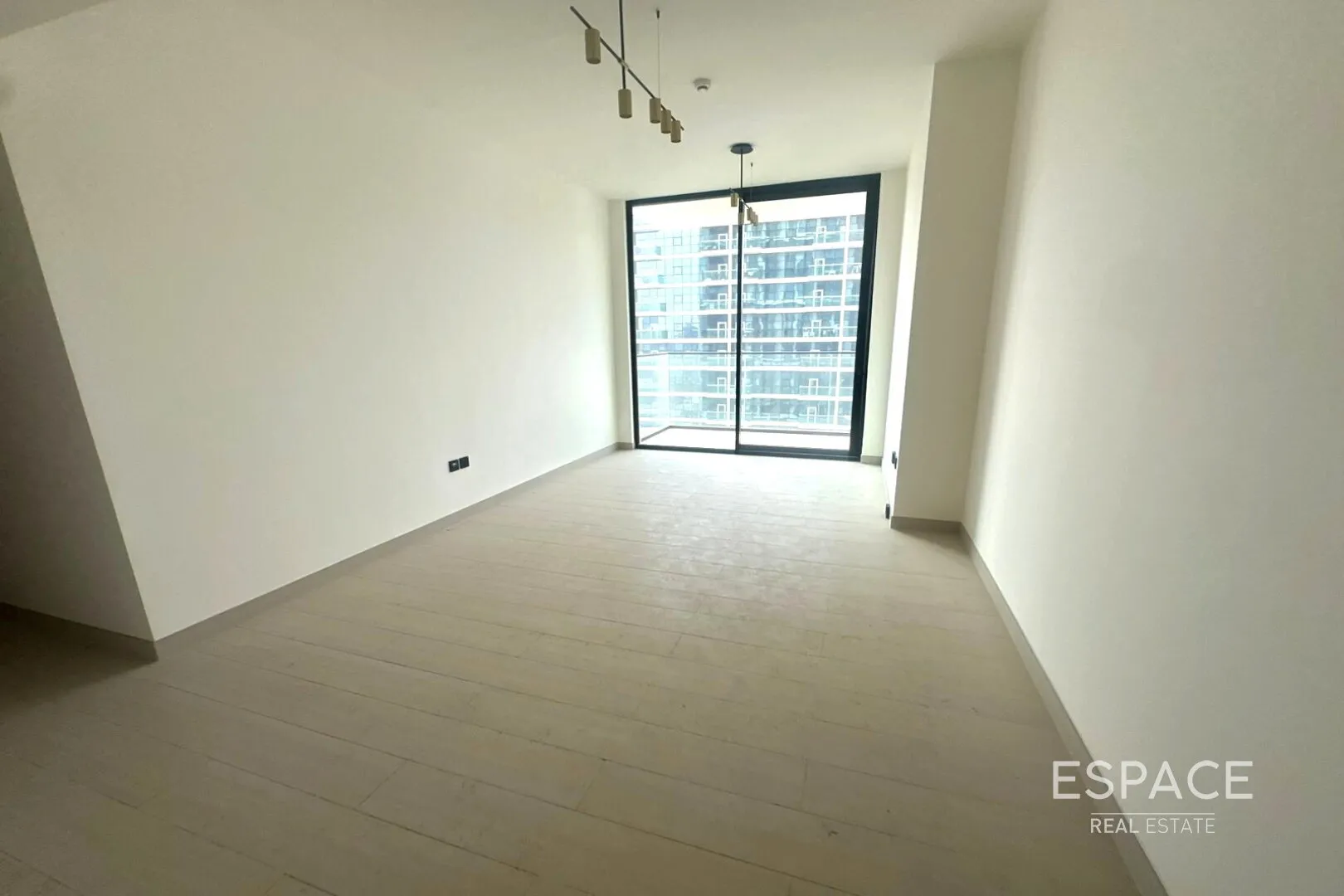 single static gallery