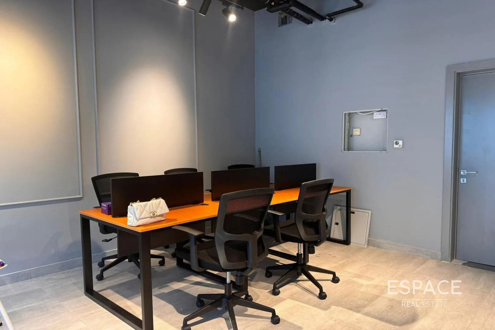 PropertiesGalleryCamera