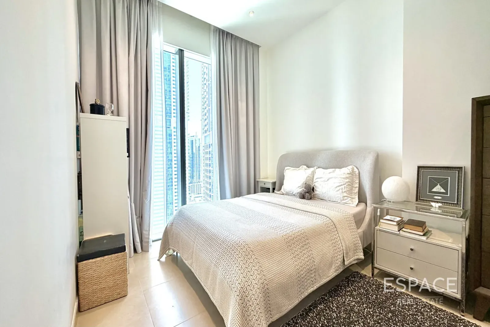 PropertiesGalleryCamera