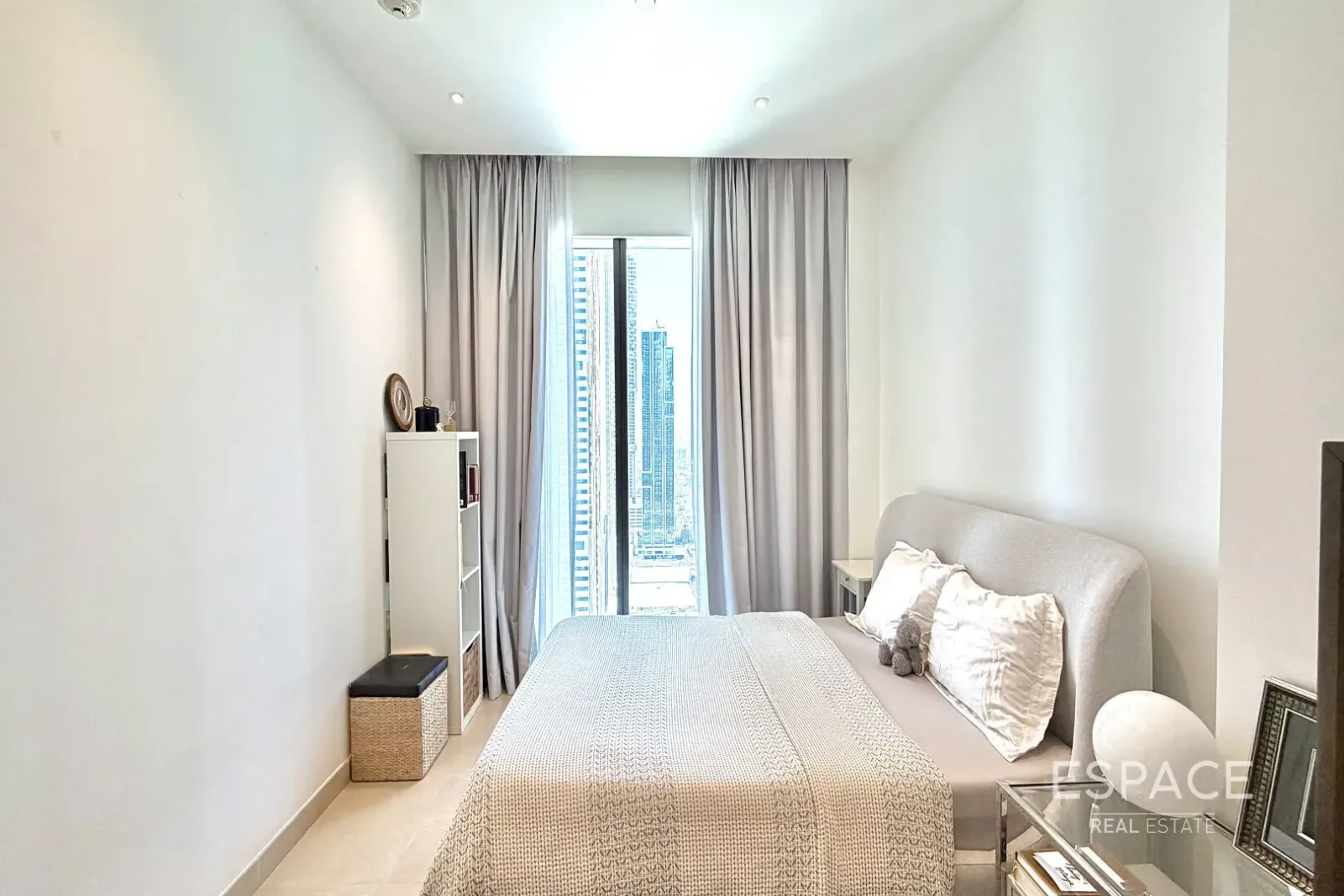 PropertiesGalleryCamera