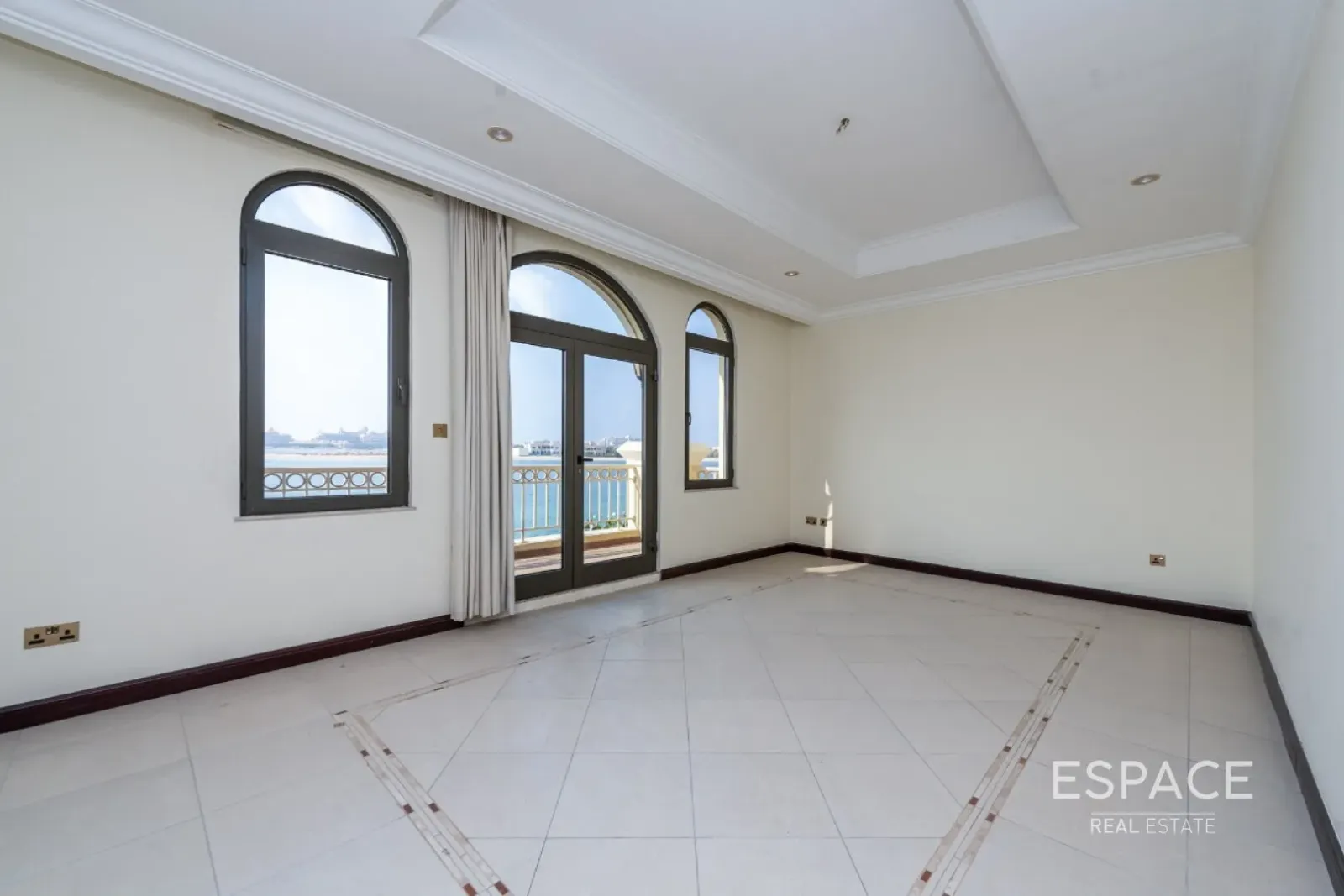 PropertiesGalleryCamera