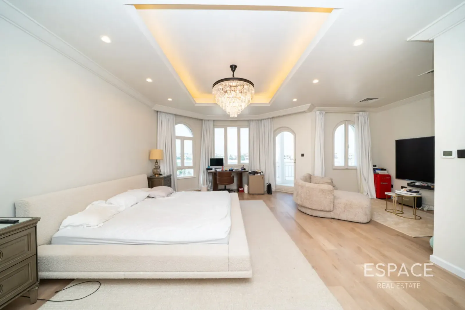 PropertiesGalleryCamera
