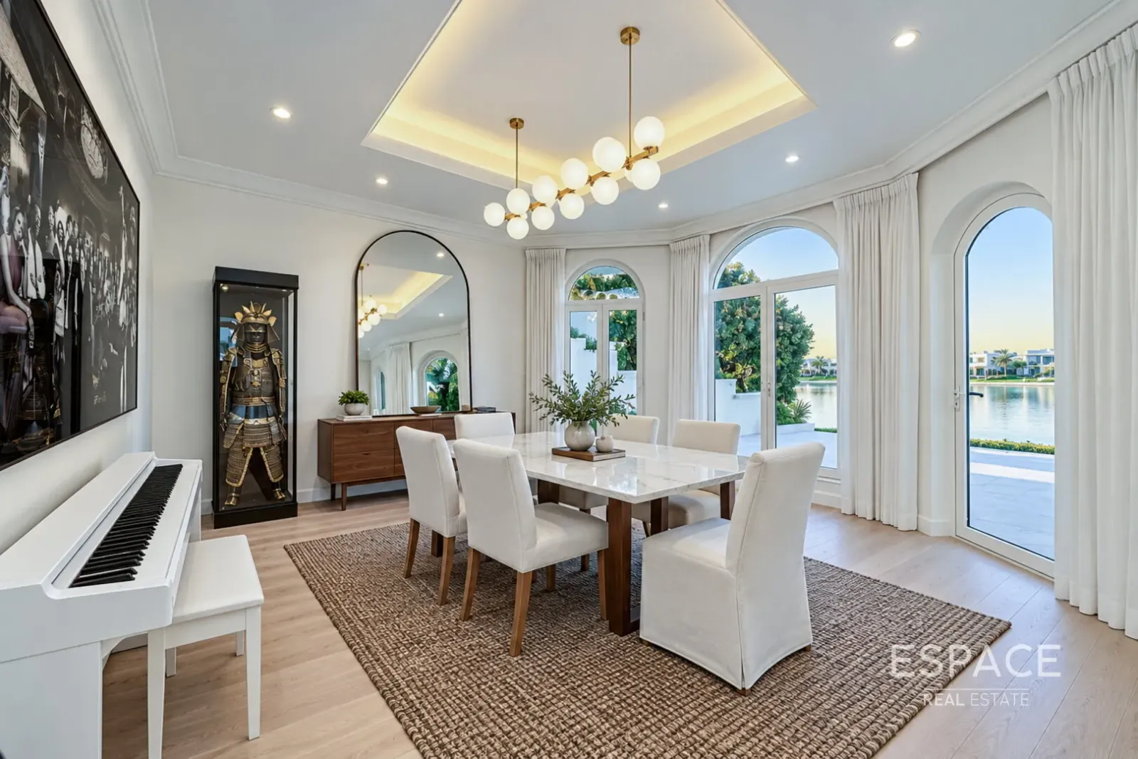 PropertiesGalleryCamera
