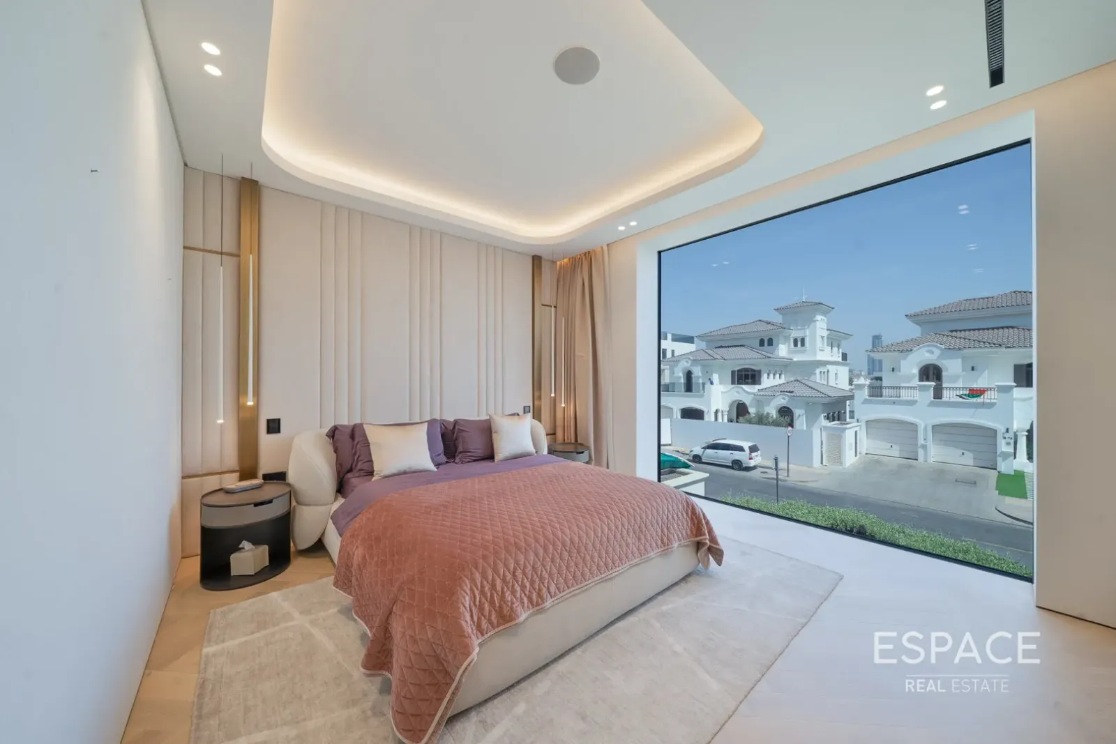 PropertiesGalleryCamera