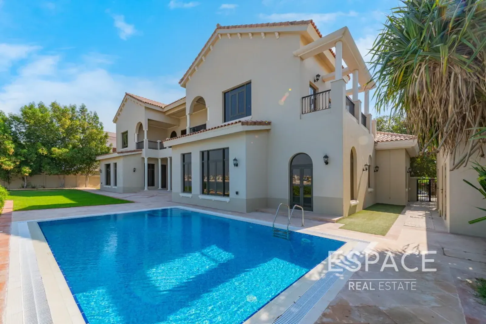 PropertiesGalleryCamera