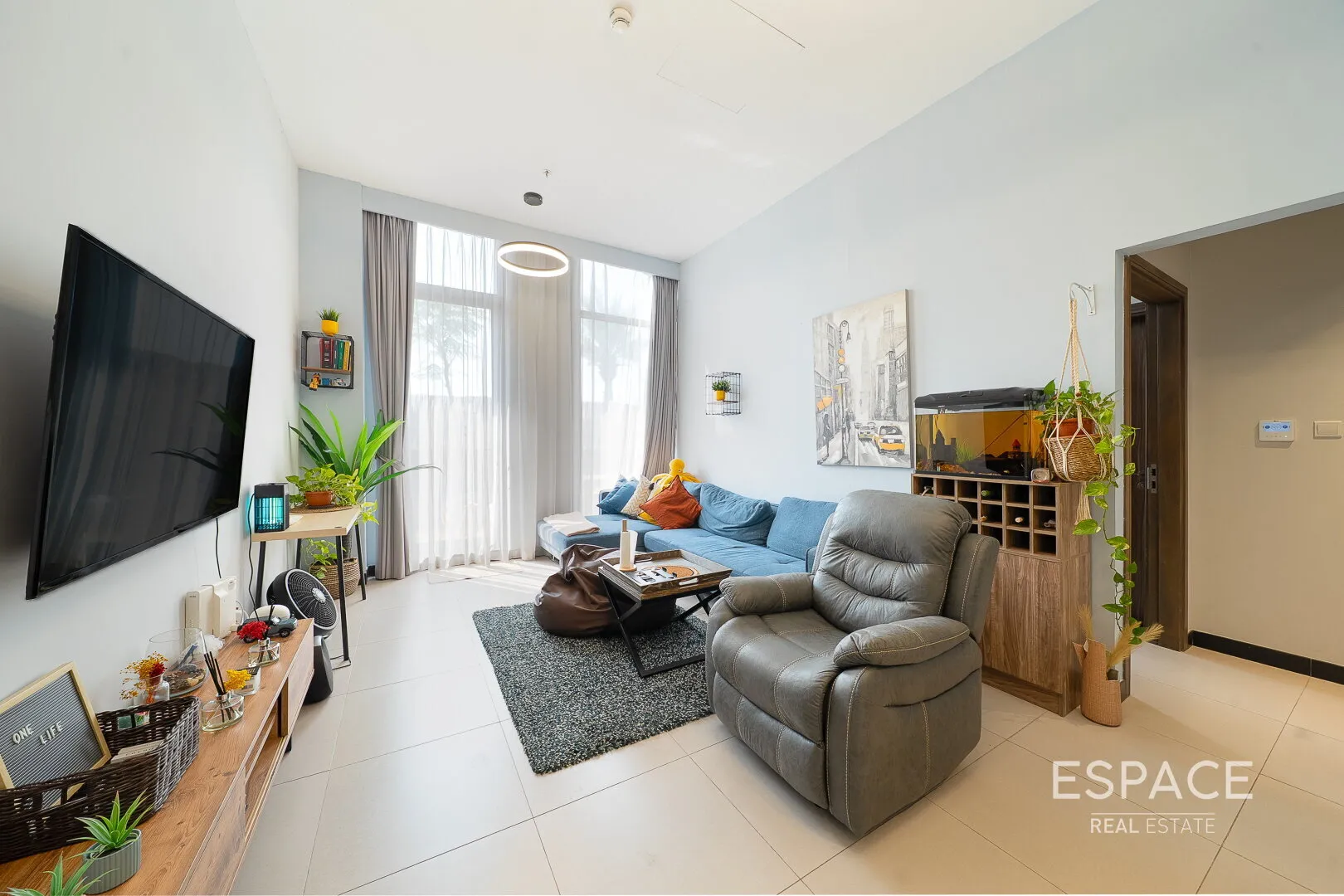 single static gallery