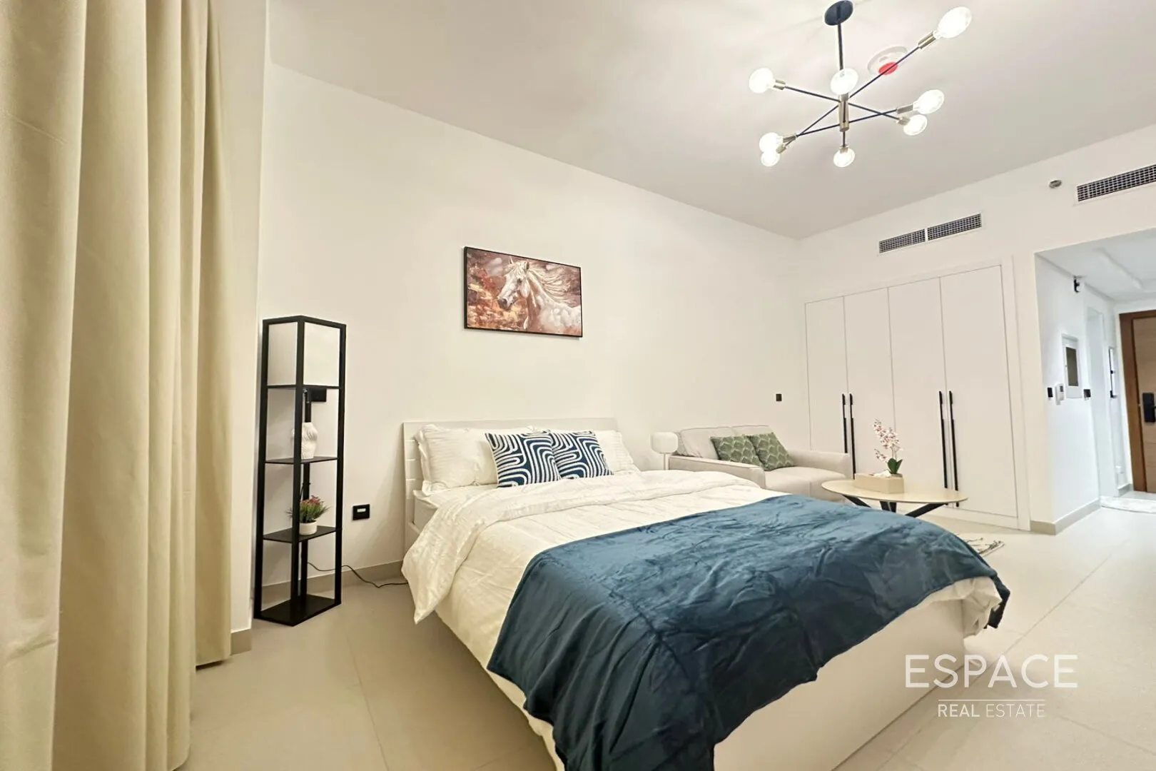 single static gallery