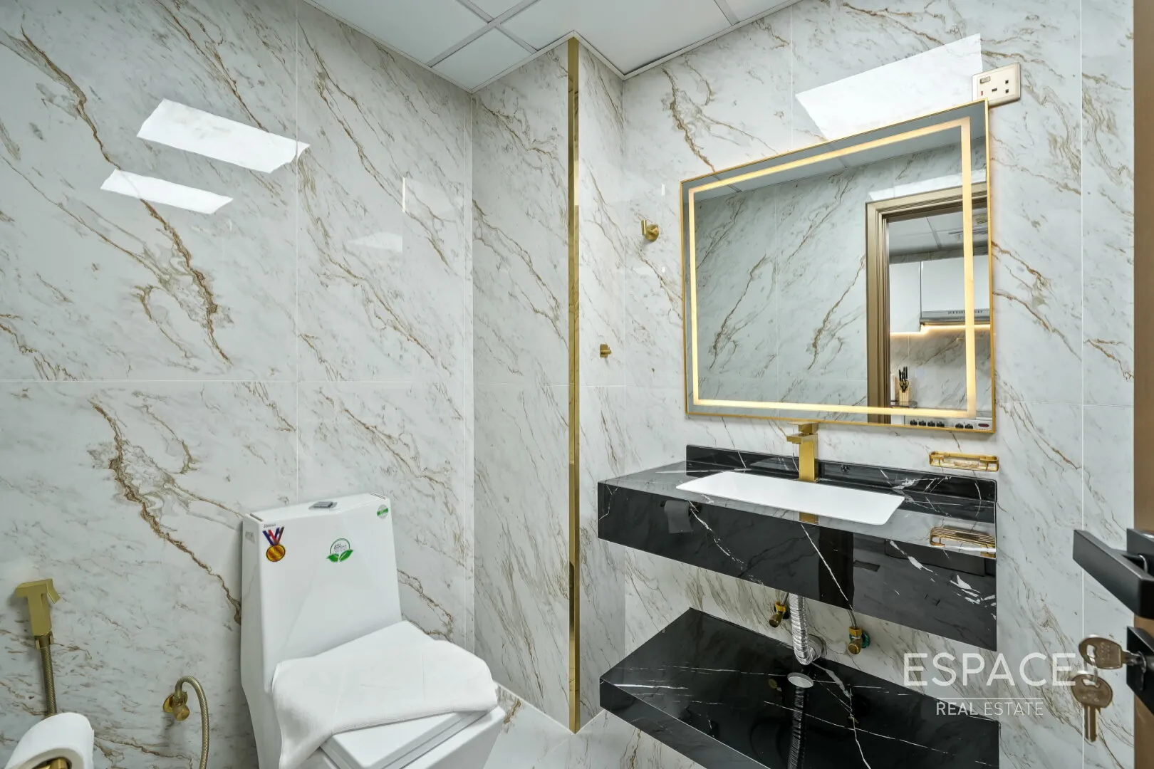 PropertiesGalleryCamera