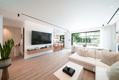 Springs 15, Springs, Dubai - Espace