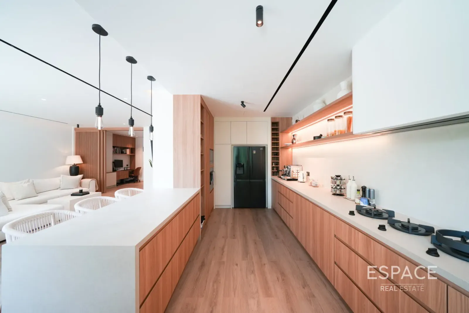 PropertiesGalleryCamera