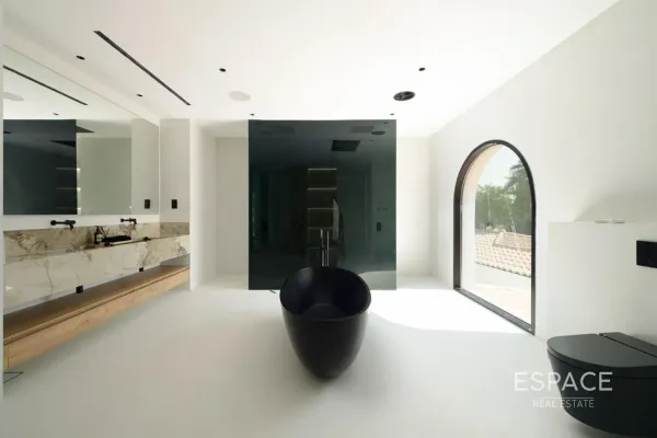 single static gallery